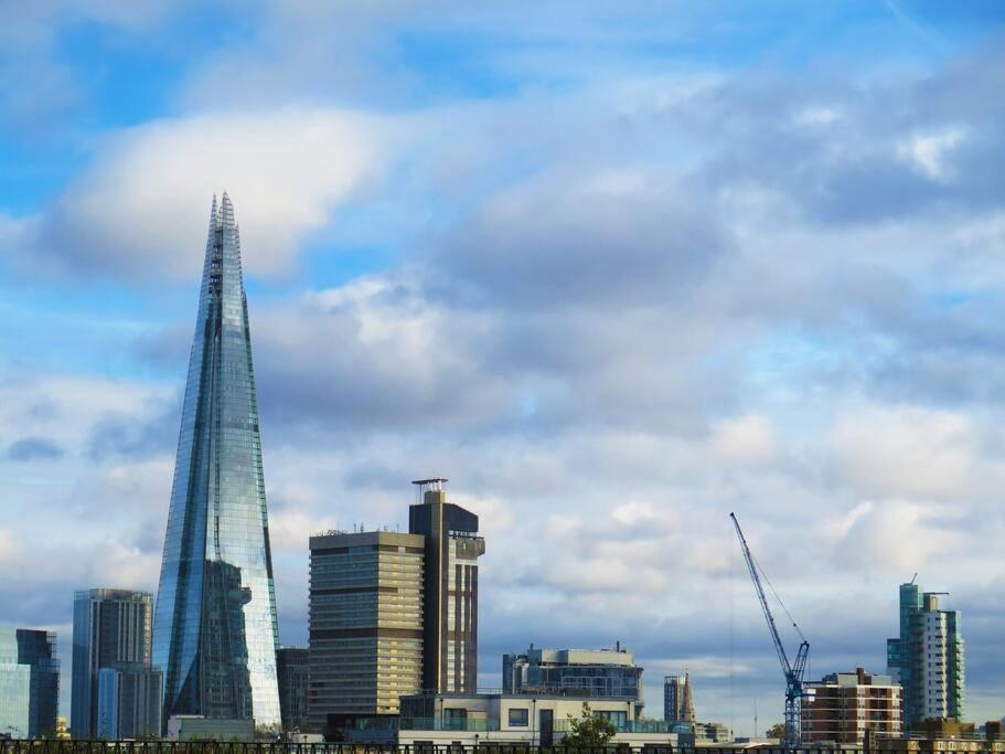 Club White London Bridge One Bedroom Apartment Exterior photo